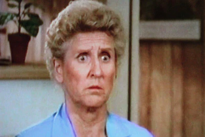 A VERY BRADY CHRISTMAS (CBS-TVM 12/18/88) UPDATED!!! Robert Reed, Florence Henderson, Ann B. Davis, Barry Williams, Maureen McCormick, Christopher Knight, Eve Plumb, Michael Lookinland, Jennifer Runyon - Image 6