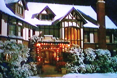 CHRISTMAS BOX, THE (CBS-TVM 12/17/95) Maureen O'Hara, Richard Thomas, Annette O'Toole - Image 10