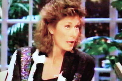 LATE SHOW STARRING JOAN RIVERS - EPISODE 6 (FOX 10/16/86) Kate Jackson, Howie Mandel, Michael McDonald, Hugh Hefner - Image 3