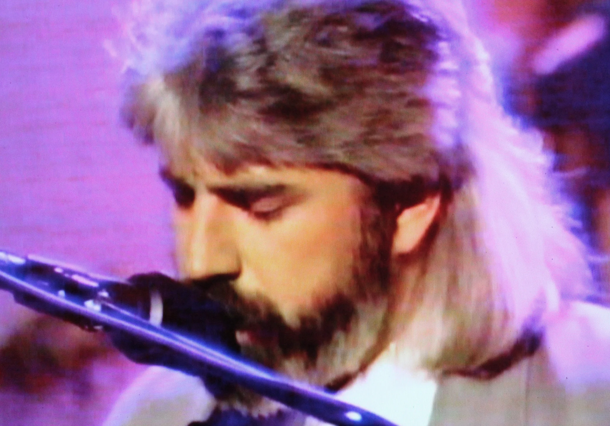 LATE SHOW STARRING JOAN RIVERS - EPISODE 6 (FOX 10/16/86) Kate Jackson, Howie Mandel, Michael McDonald, Hugh Hefner - Image 5