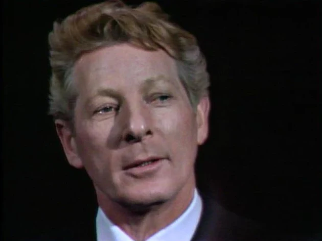 DANNY KAYE SHOW, THE - THE CHRISTMAS COLLECTION (CBS 1963/1966) Danny Kaye, Nat King Cole, Mary Tyler Moore, Peggy Lee, Wayne Newton - Image 12