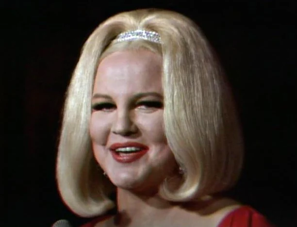 DANNY KAYE SHOW, THE - THE CHRISTMAS COLLECTION (CBS 1963/1966) Danny Kaye, Nat King Cole, Mary Tyler Moore, Peggy Lee, Wayne Newton - Image 9