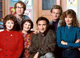 DEAR JOHN - THE COMPLETE SERIES (NBC 1988-1992) RARE! Judd Hirsch, Jane Carr, Isabella Hofmann, Jere Burns, Harry Groener, Billie Bird, Tom Willett, Susan Walters - Image 3