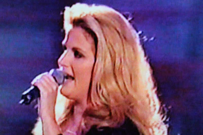 GARTH BROOKS COAST TO COAST LIVE 1: LA (CBS 11/14/01) - Image 4