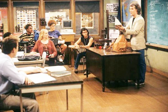 HEAD OF THE CLASS - THE COMPLETE SERIES (ABC 1986-91) Howard Hesseman, Robin Givens, Billy Connolly, Dan Schneider, William G Schilling, Jeanetta Arnette, Dan Frischman, Tony O’Dell, Michael De Lorenzo - Image 9
