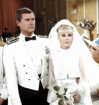 I DREAM OF JEANNIE (THE COMPLETE SERIES) - Image 8