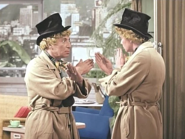 I LOVE LUCY - IN COLOR – THE COLLECTION OF 16 COLORIZED EPISODES (CBS 1951-57) Lucille Ball, Desi Arnaz, Vivian Vance, William Frawley - Image 13