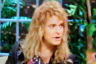 LATE SHOW STARRING JOAN RIVERS - EPISODE 1 (FOX 10/9/86) David Lee Roth, Pee Wee Herman, Elton John, Cher - Image 3