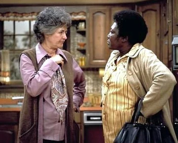 MAUDE - THE COMPLETE SERIES (CBS 1972-1978) Bea Arthur, Adrienne Barbeau, Bill Macy, Conrad Bain, Rue McClanahan, Esther Rolle, Hermione Baddeley - Image 3