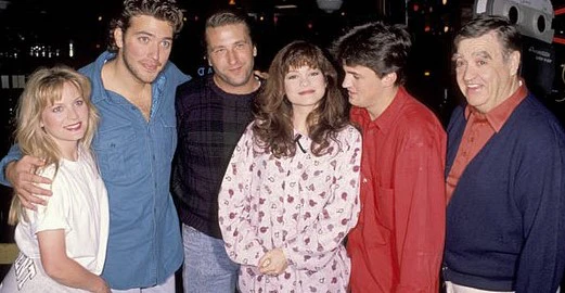 SYDNEY - THE COMPLETE SERIES (CBS 1990) VERY RARE!!! Valerie Bertinelli, Matthew Perry, Craig Bierko, Rebeccah Bush, Perry Anzilotti, Daniel Baldwin, Georgia Brownby - Image 16