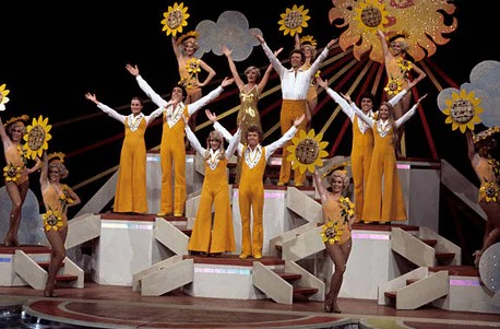 BRADY BUNCH HOUR, THE - THE COMPLETE SERIES (ABC 1976/77) EXTREMELY RARE!!! BROADCAST QUALITY!!! Robert Reed, Florence Henderson, Ann B. Davis, Maureen McCormick, Barry Williams, Christopher Knight, Susan Olsen, Mike Lookinland, Geri Reischl - Image 7