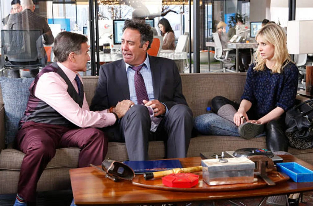 CRAZY ONES, THE - THE COMPLETE SERIES (CBS 2013) Robin Williams, Sarah Michelle Gellar, James Wolk, Hamish Linklater, Amanda Setton, Brad Garrett - Image 5